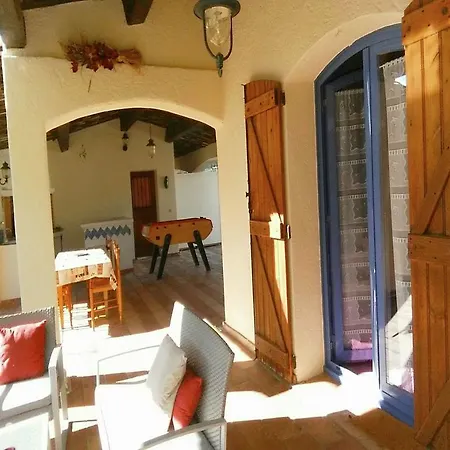 Vakantiehuis Cozy Holiday In With Terrace *